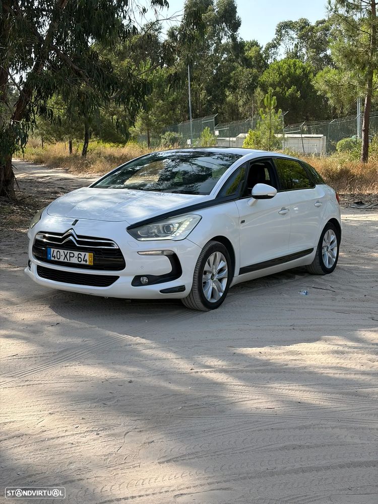 Citroën DS5 2.0 HDi Hy4 So Chic CMP6 102g - 41
