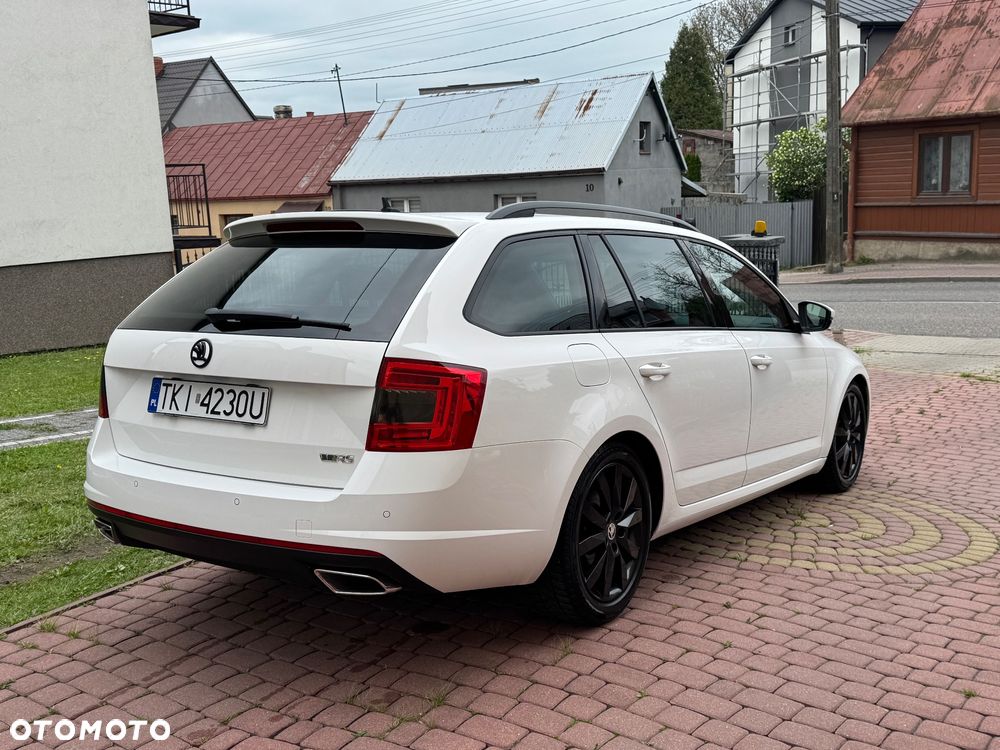 Skoda Octavia 2.0 TDI RS DSG - 5