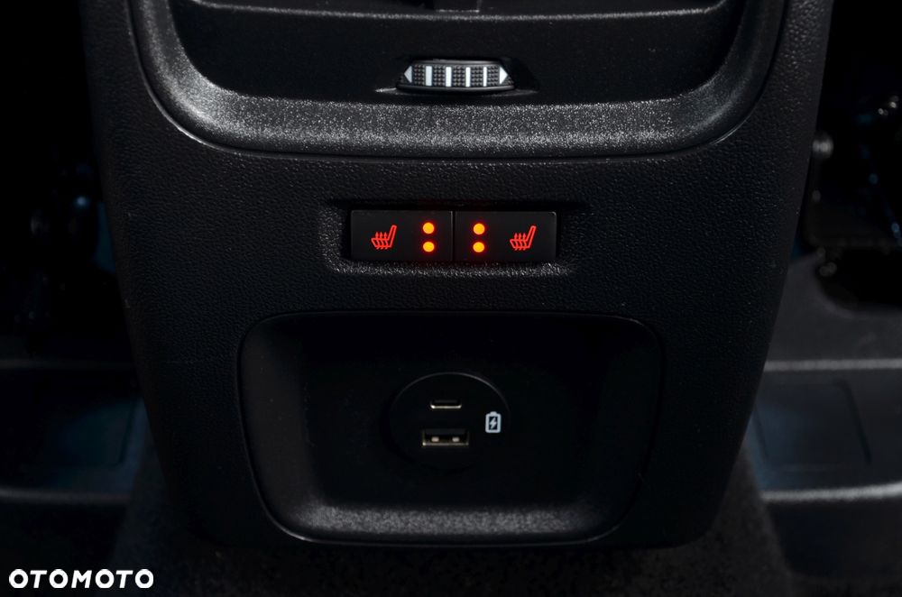 Ford Kuga 2.0 EcoBlue AWD ST-Line X - 22