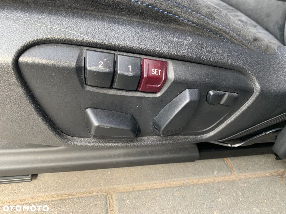 FOTELE TAPICERKA SPORT GRZANE ELEKTRYCZNE ALCANTARA HARMAN BMW X2 F39 - 8
