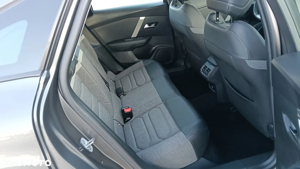 Citroën C4 PureTech 130 Stop&Start FEEL PACK - 19