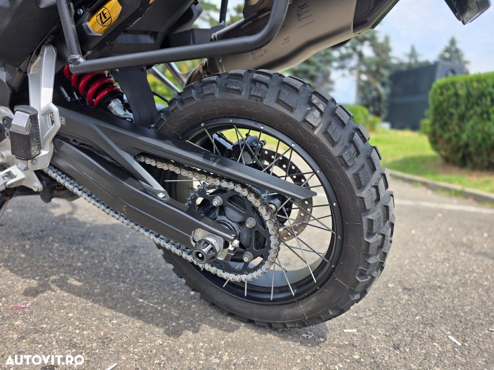 BMW F900GS Adventure - 13