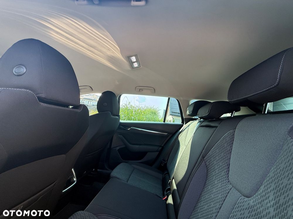 Skoda Octavia 2.0 TDI Style DSG - 11
