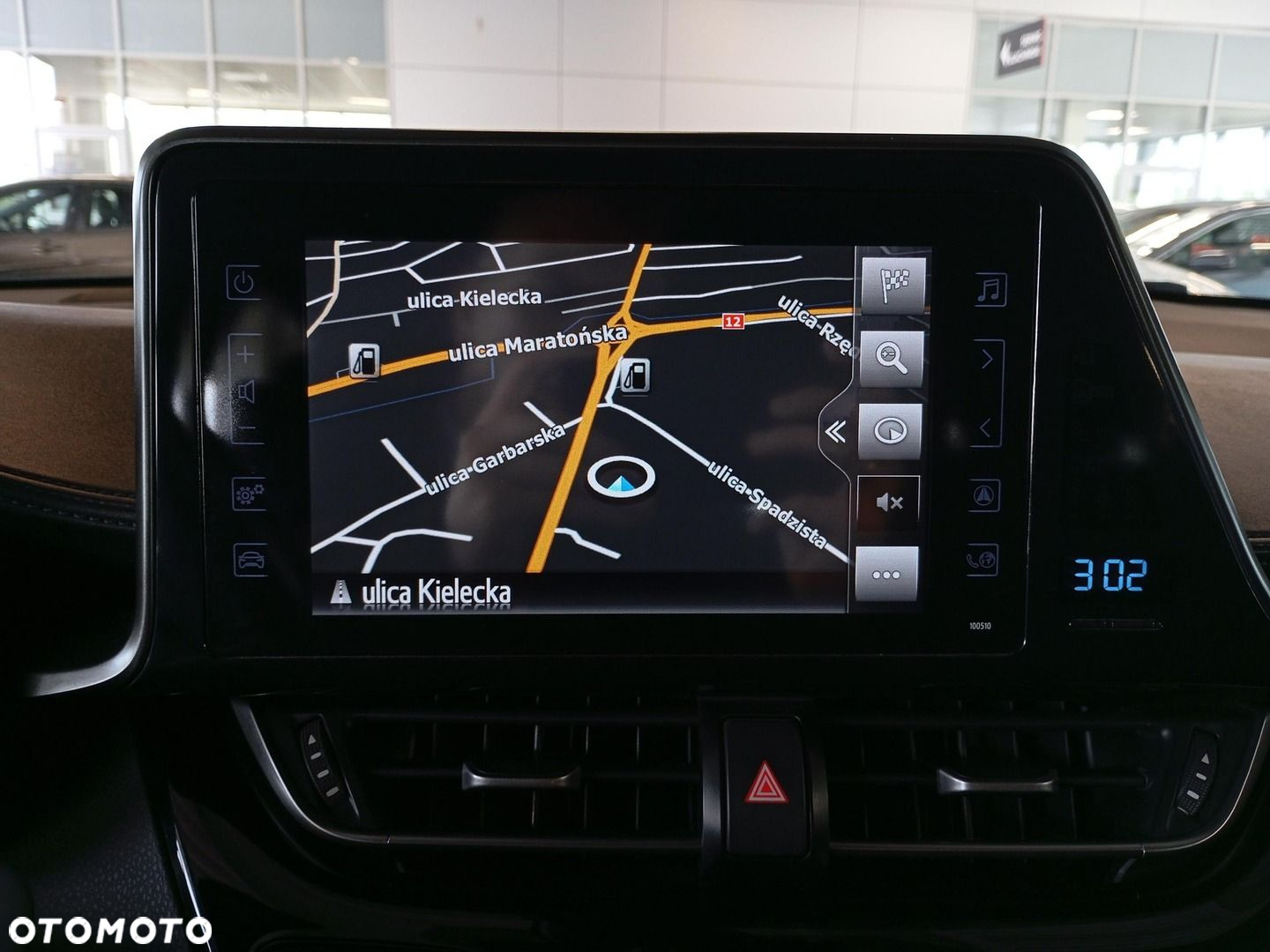 Toyota C-HR 1.2 T GPF Premium - 18
