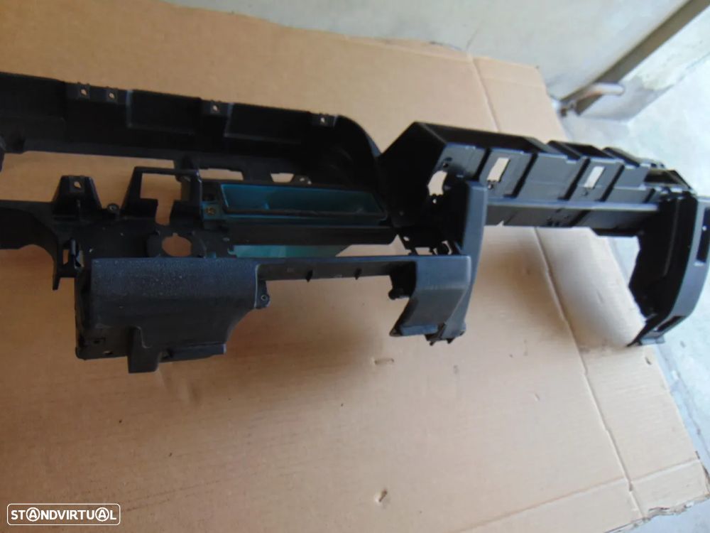 Toyota Corolla KE70  estrutura tablier - 3