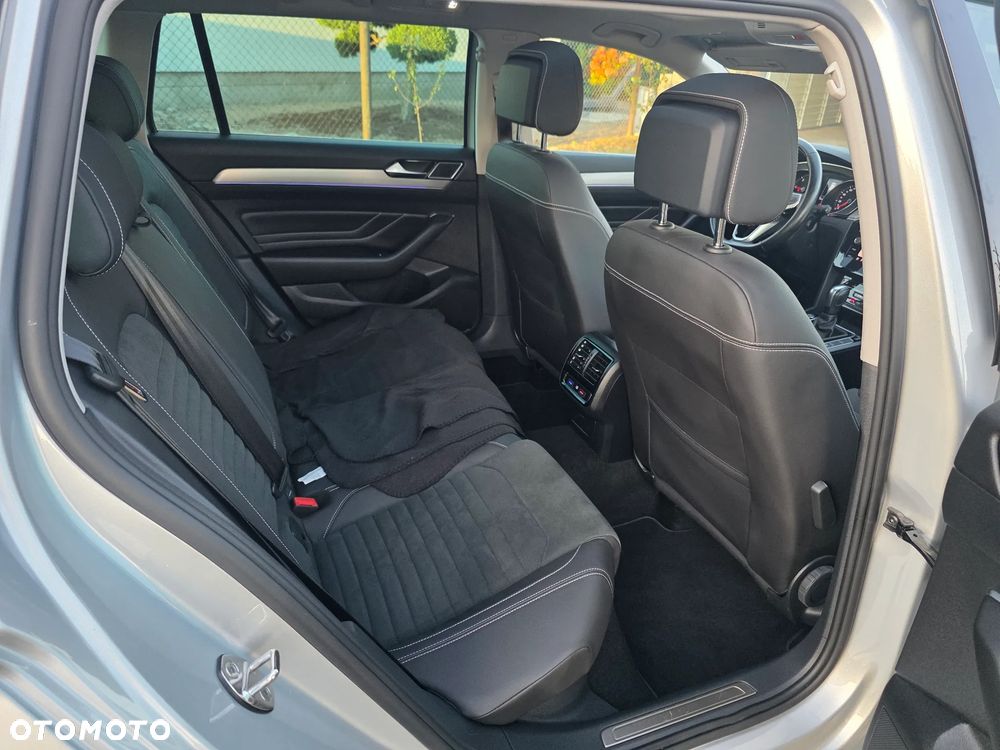 Volkswagen Passat 2.0 TDI SCR Style DSG - 11