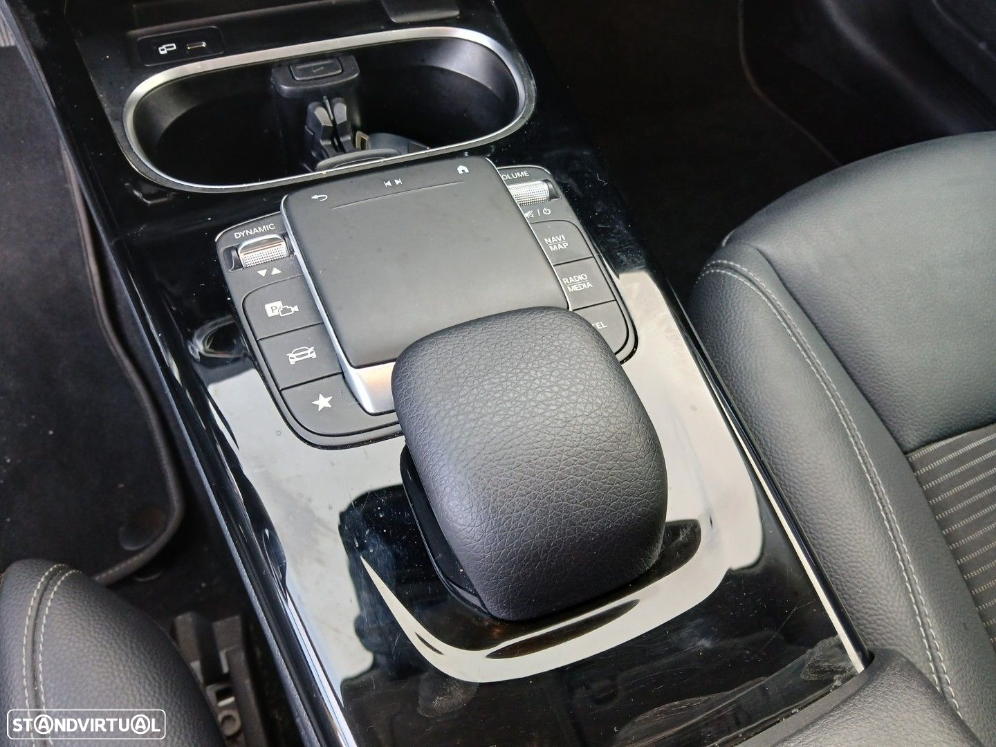 Mercedes-Benz A 250 e - 21