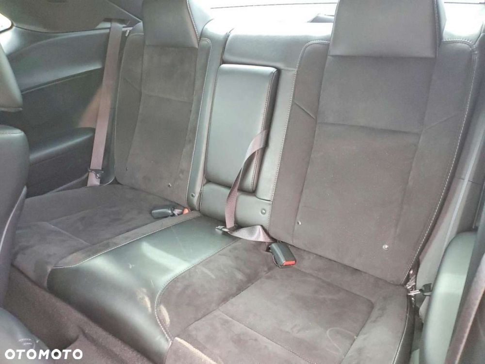 Dodge Challenger - 9