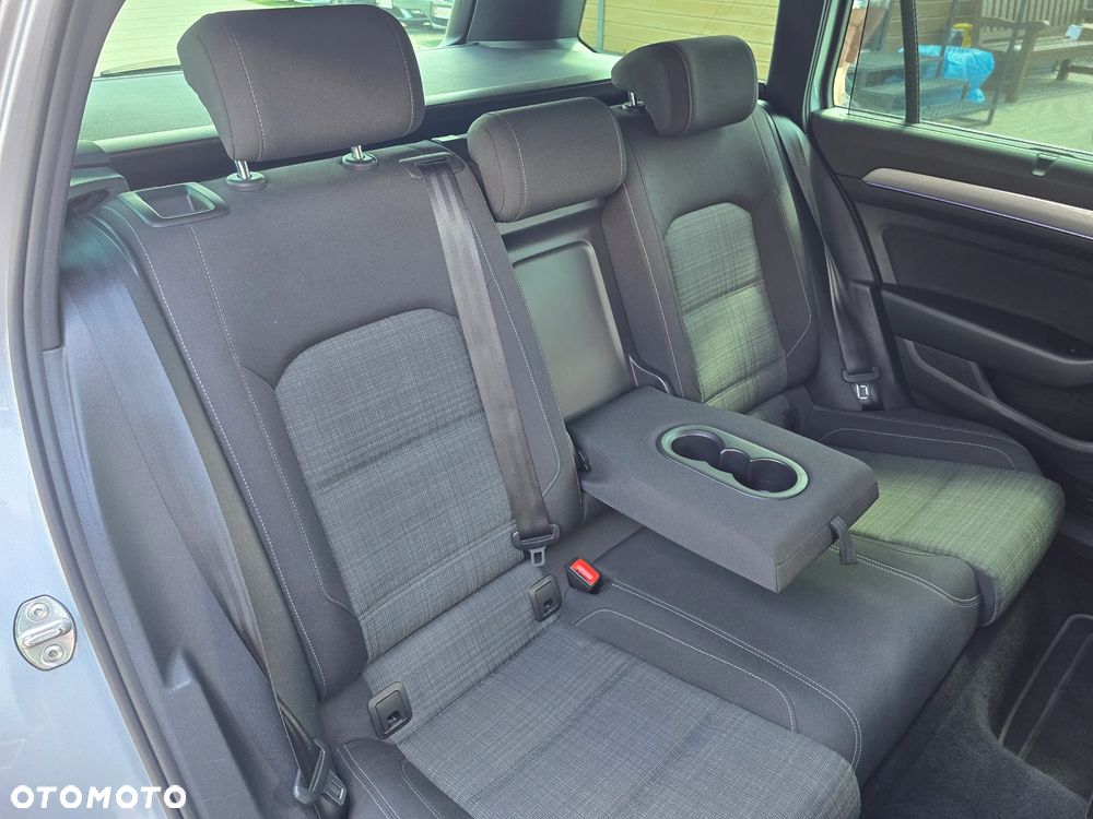Volkswagen Passat Variant - 14