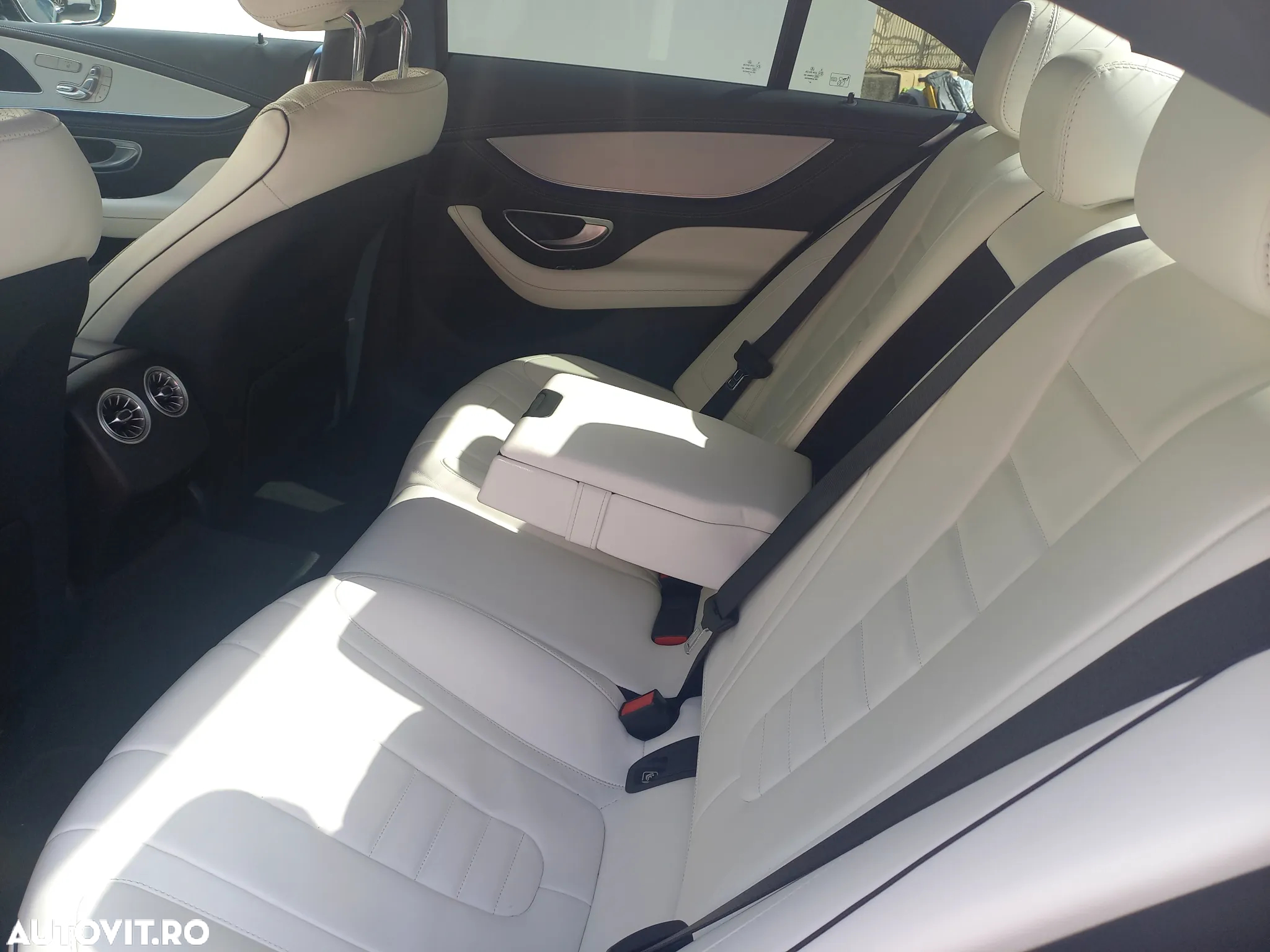 Mercedes-Benz CLS 450 MHEV 4MATIC Aut - 11