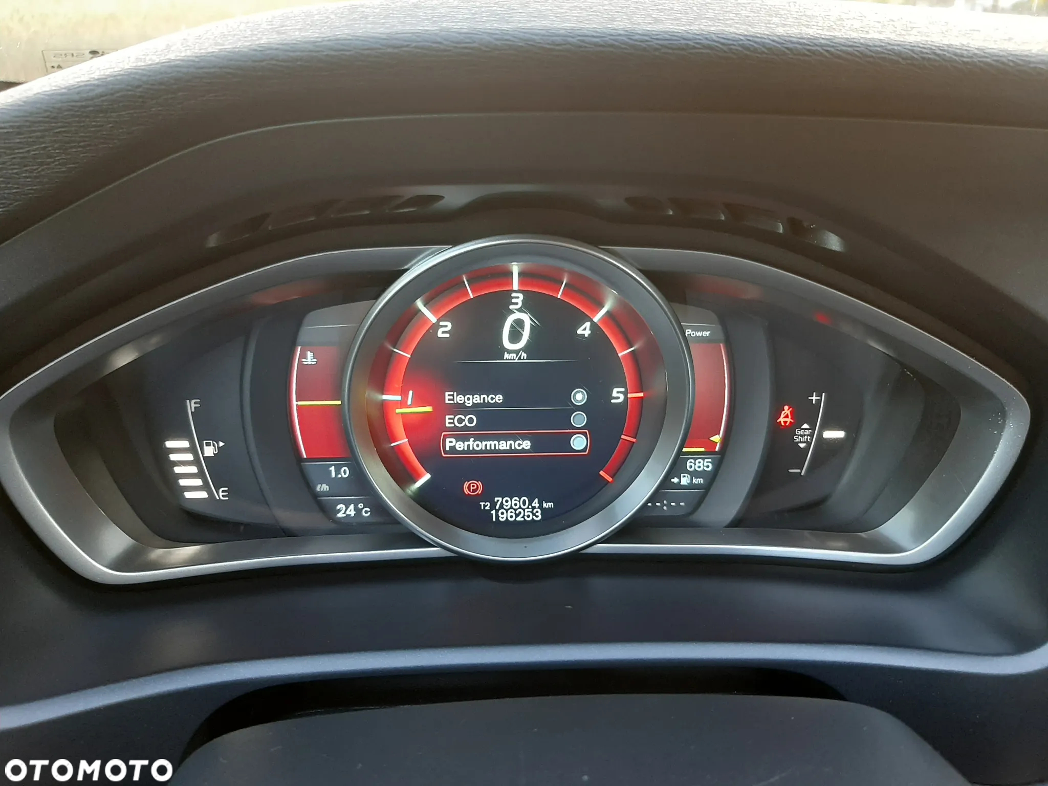 Volvo V40 - 26