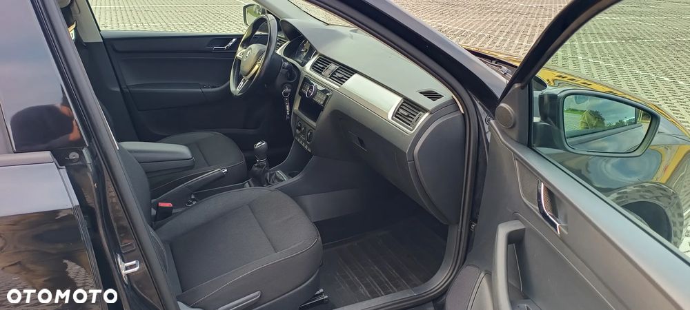 Skoda RAPID 1.2 TSI Ambition - 13