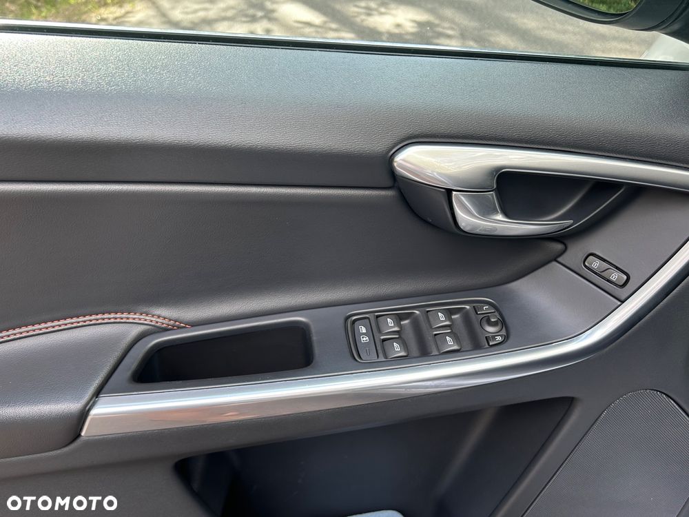 Volvo XC 60 - 10