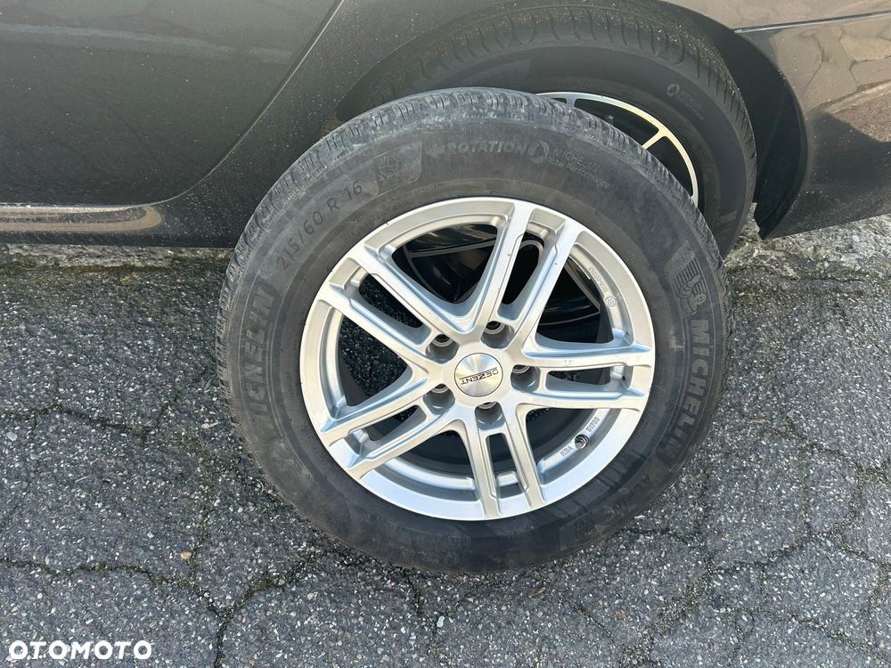 Renault Latitude - 26