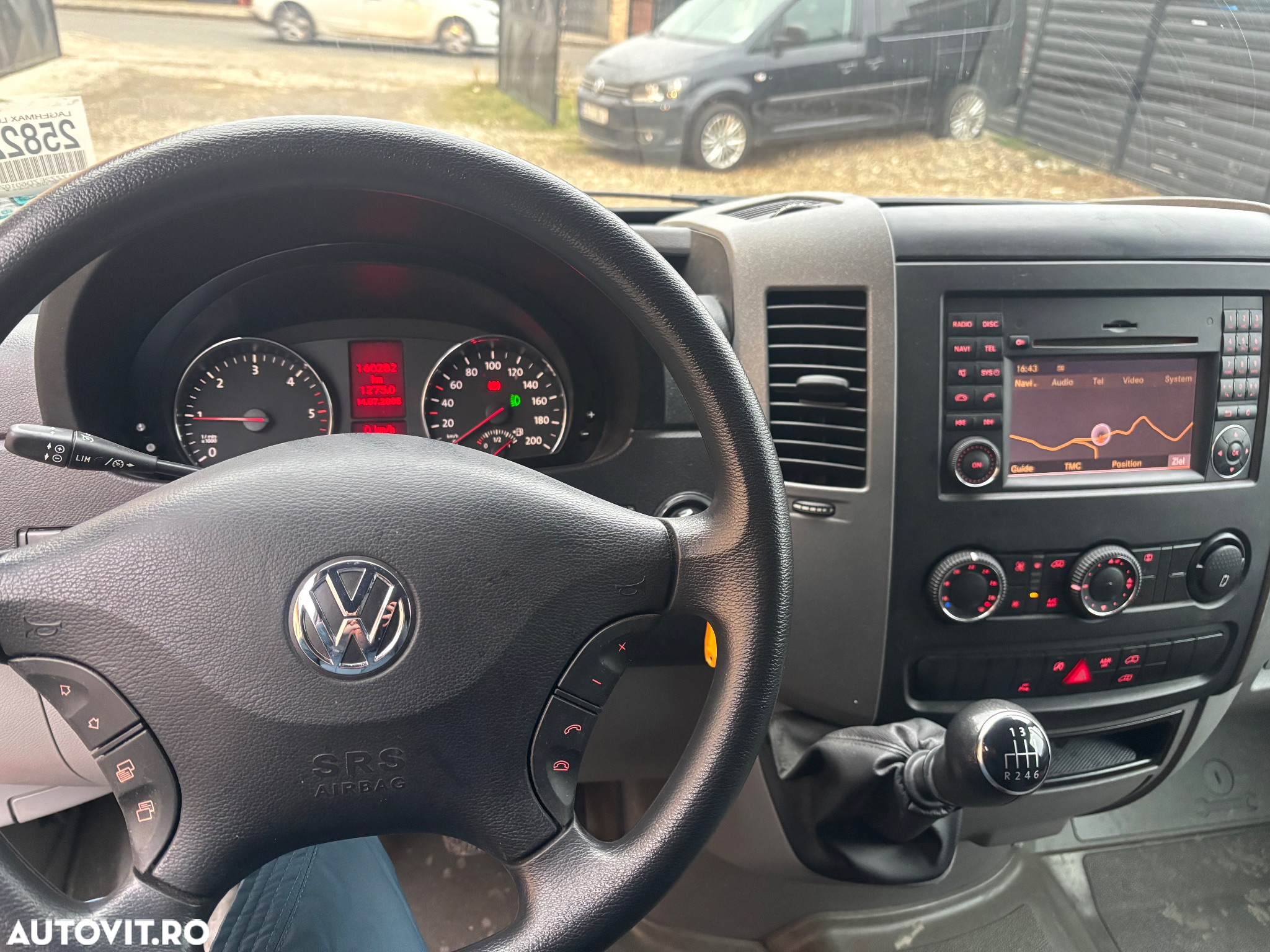 Volkswagen Crafter - 6