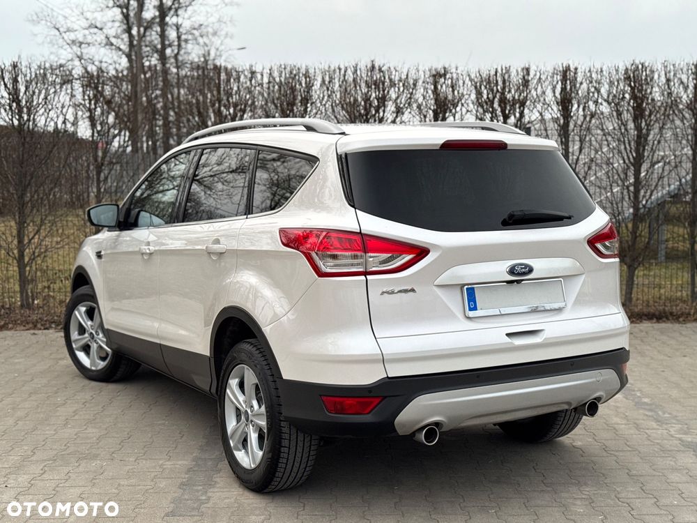 Ford Kuga 2.0 TDCi 4x4 Titanium - 8
