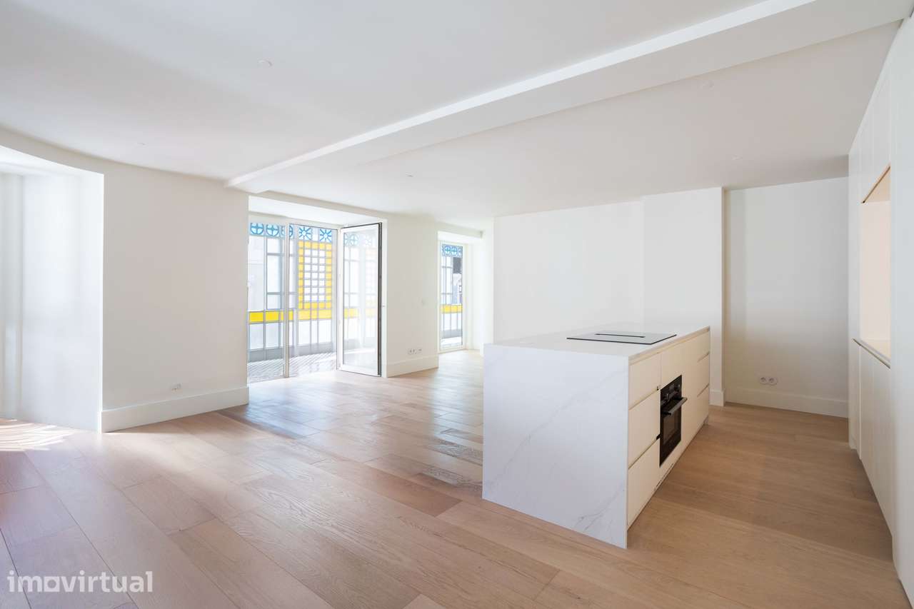 Apartamento com 2 Suites e garagem, Glamour junto da Avenida da Liberd - Grande imagem: 2/37