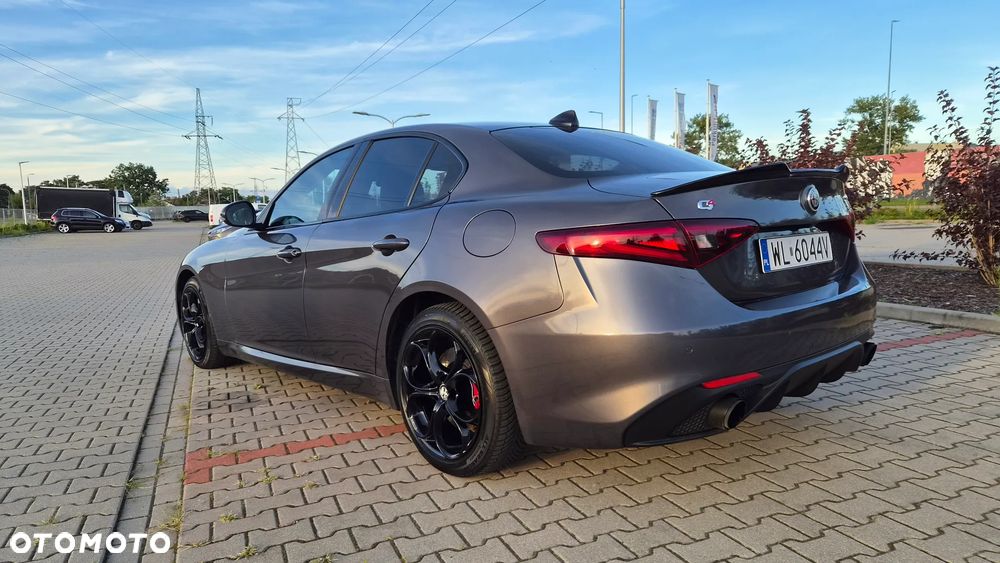 Alfa Romeo Giulia 2.0 Turbo Veloce Q4 - 4