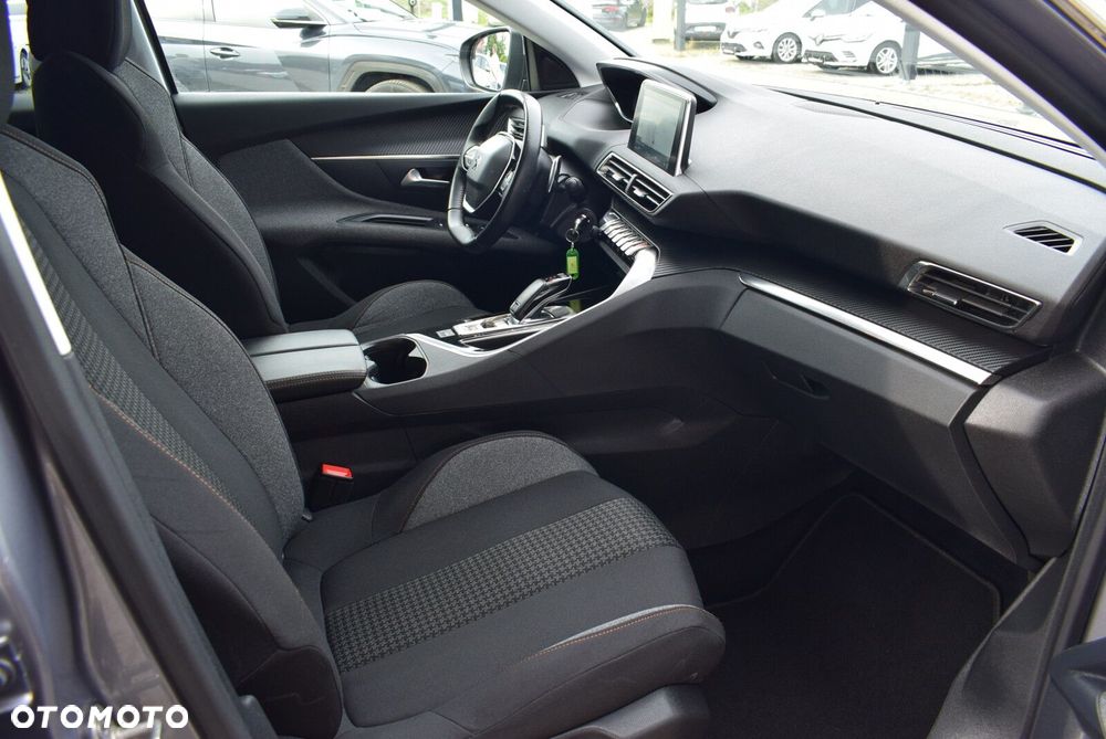 Peugeot 3008 1.5 BlueHDi Active S&S EAT8 - 10