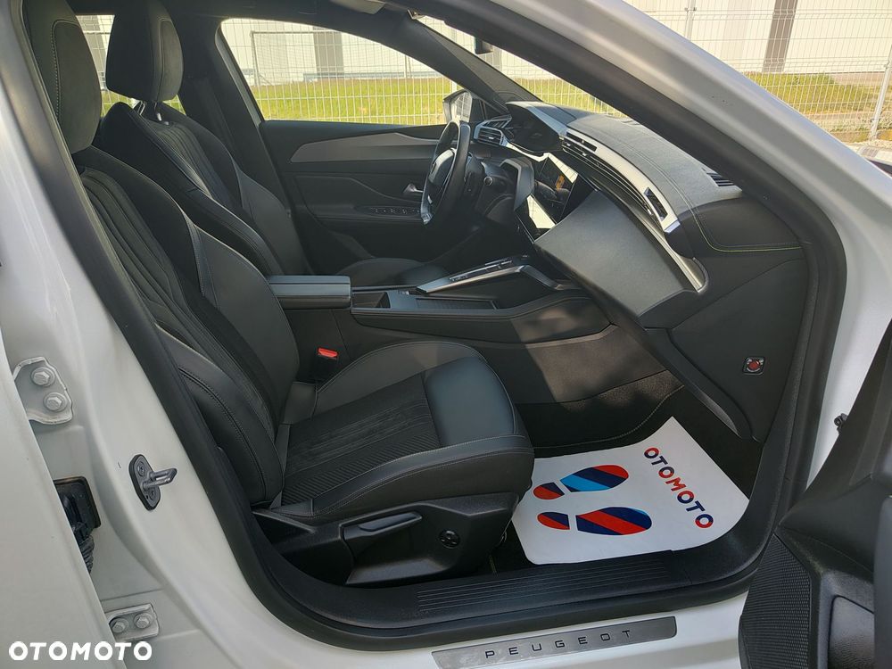 Peugeot 308 BlueHDi 130 EAT8 Stop & Start GT - 12