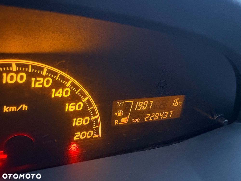 Toyota Yaris - 14