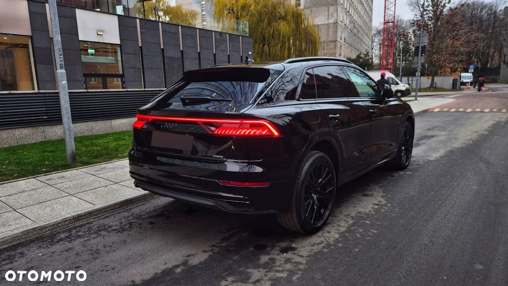 Audi Q8 55 TFSI quattro tiptronic - 27