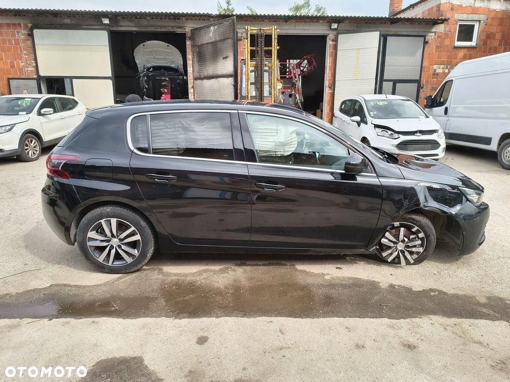 Peugeot 308 - 7