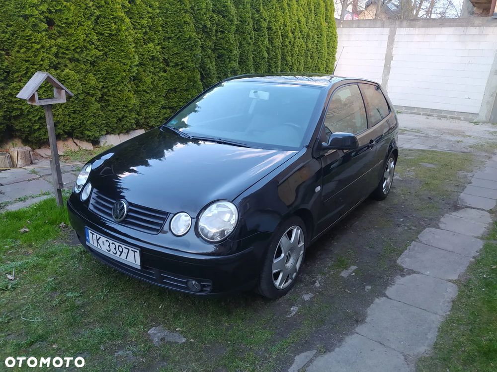 Volkswagen Polo 1.4 FSI Highline - 1