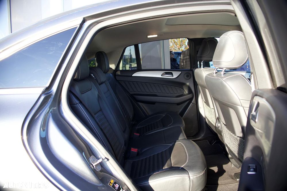 Mercedes-Benz GLE 350 d 4Matic 9G-TRONIC AMG Line - 13