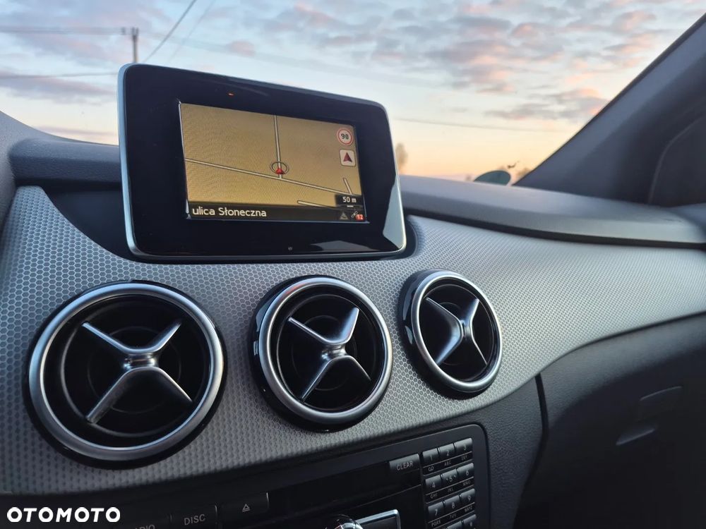 Mercedes-Benz Klasa B 200 BlueEFFICIENCY Edition 1 - 20