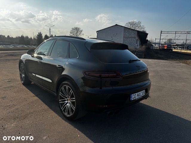 Porsche Macan - 5