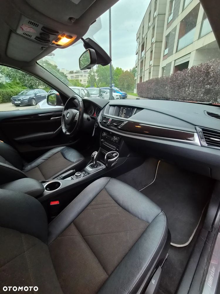 BMW X1 xDrive20d xLine - 13