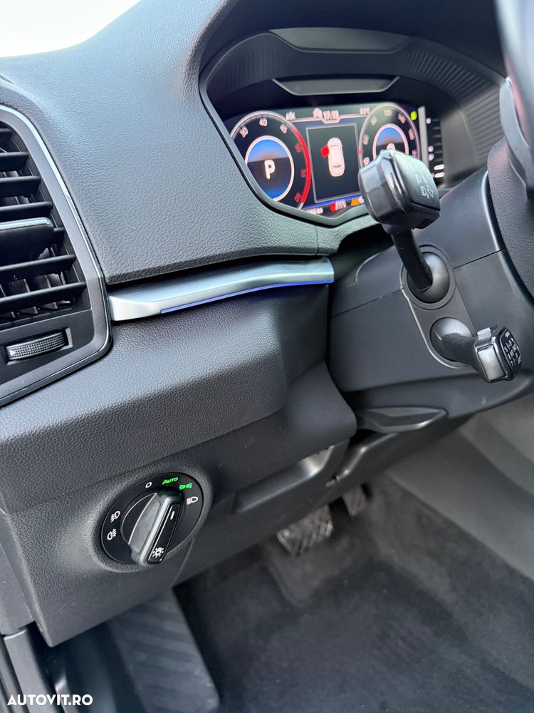 Skoda Karoq 2.0 TDI SCR 4x4 DSG Soleil - 27