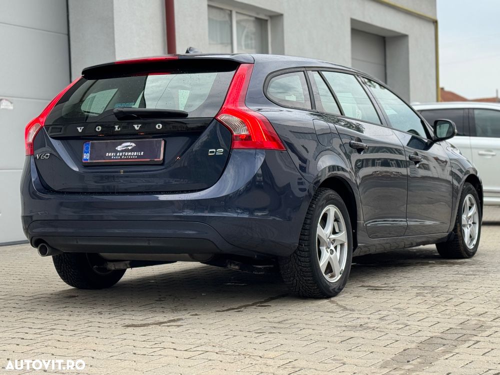 Volvo V60 D2 ECO Start-Stop Kinetic - 4