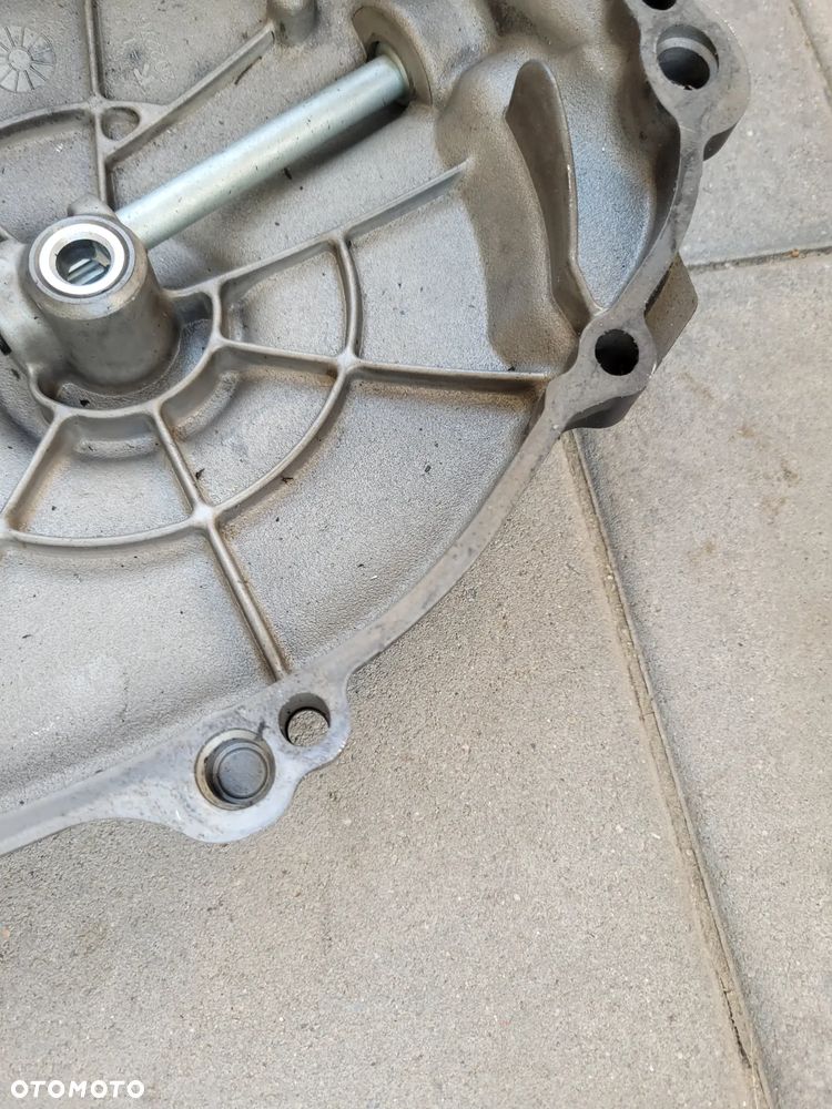 Dekiel, pokrywa silnika Yamaha R1 RN22 - 13