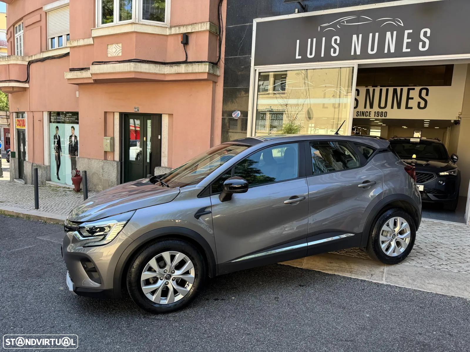 Renault Captur 1.5 dCi Exclusive EDC - 4