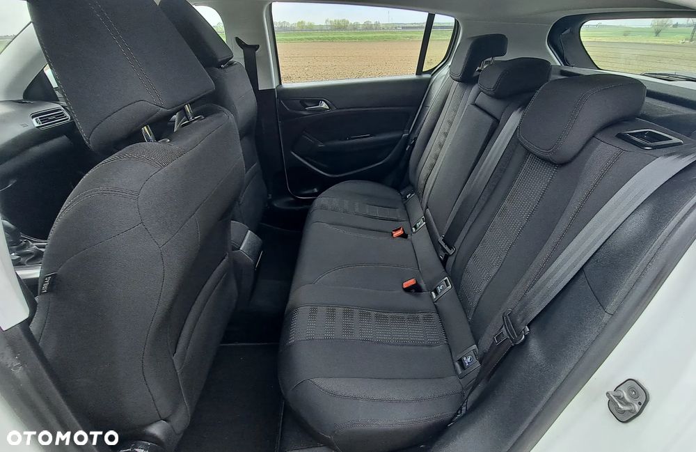 Peugeot 308 PureTech 130 EAT6 Stop & Start Allure - 6
