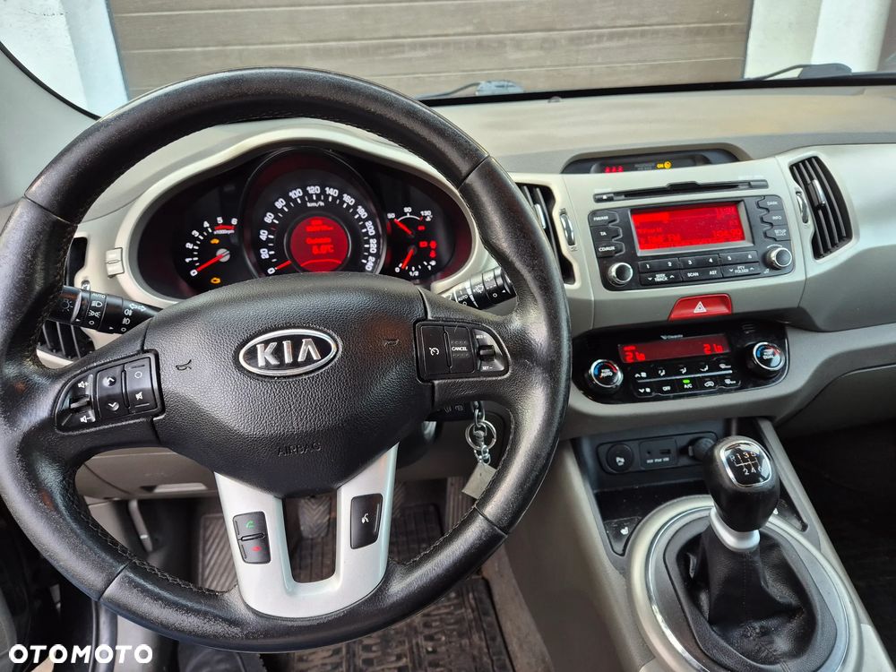 Kia Sportage 1.7 CRDI XL 2WD - 9