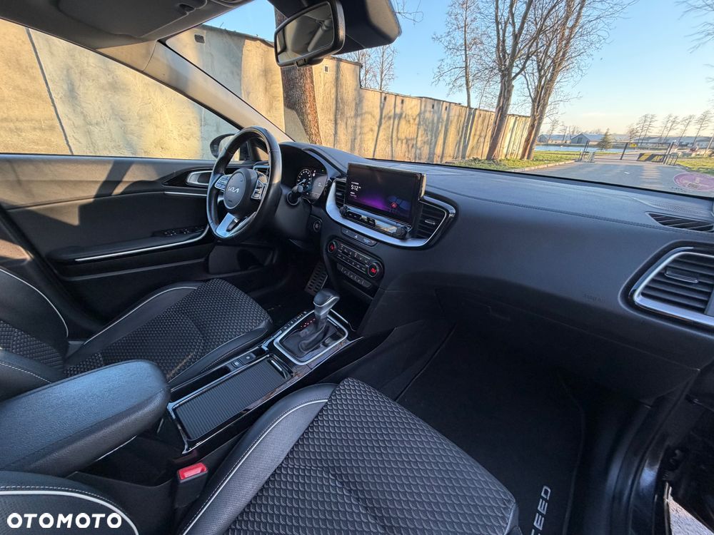 Kia Ceed 1.5 T-GDI MHEV L Business Line DCT - 9