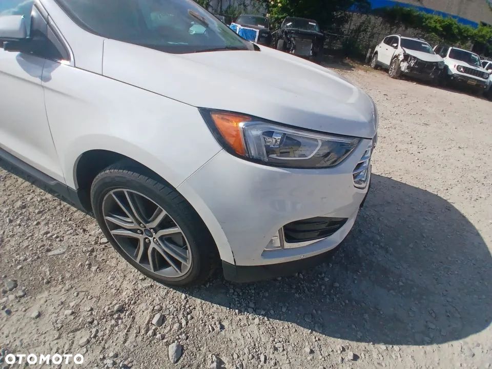 Ford Edge - 12