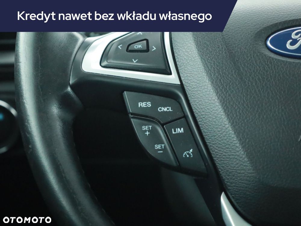 Ford Mondeo - 23