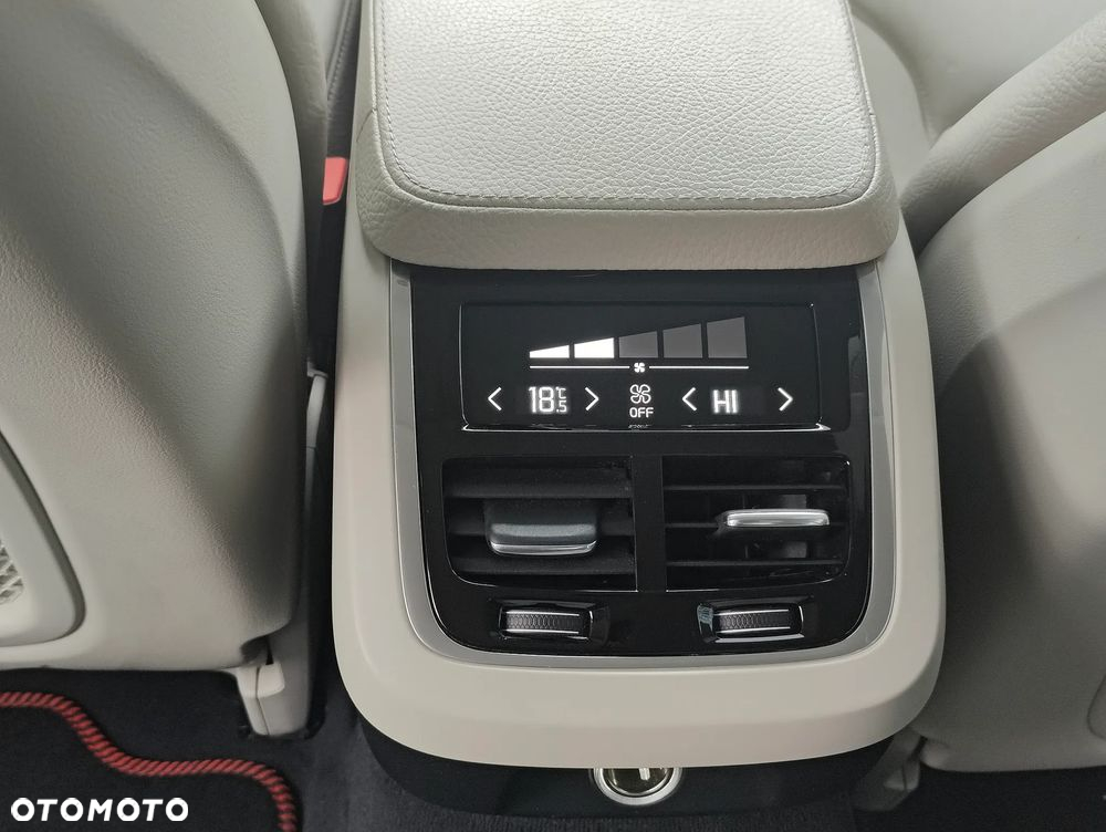 Volvo S90 T6 AWD Geartronic Momentum - 13