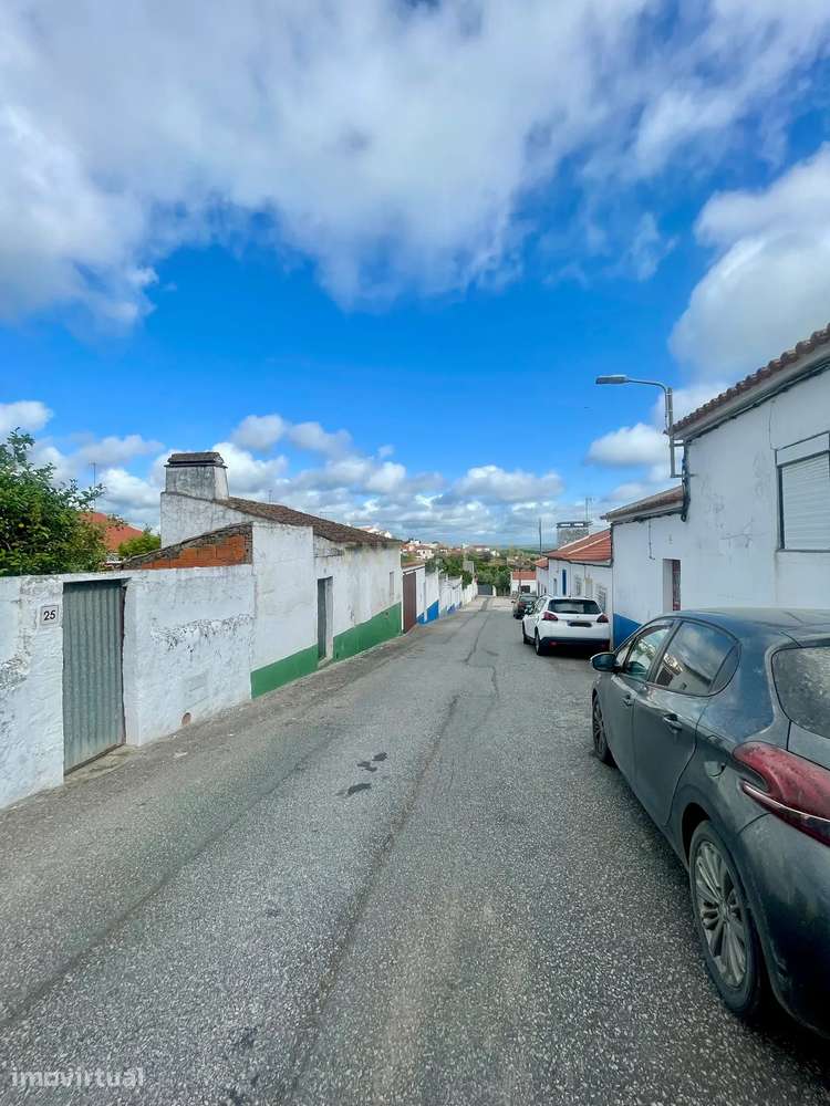 Moradia T 1+1 nas Alcaçovas- Exelente oportunidade para remodelar - Grande imagem: 3/4