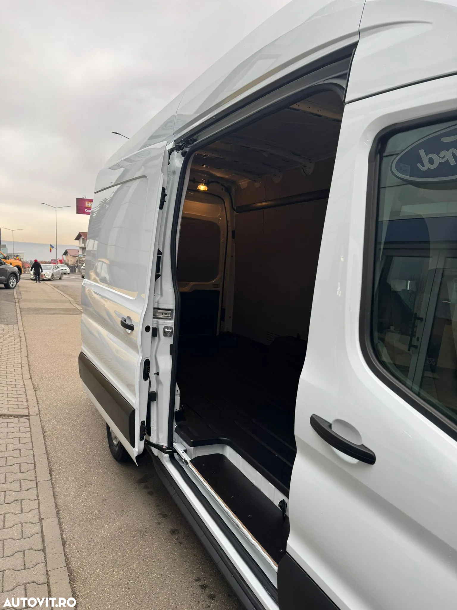 Ford TRANSIT VAN 350 - 22