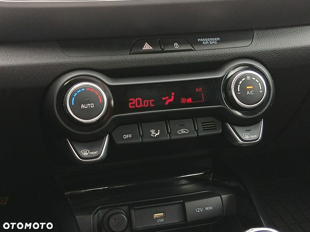 Kia Stonic 1.0 T-GDI L - 23