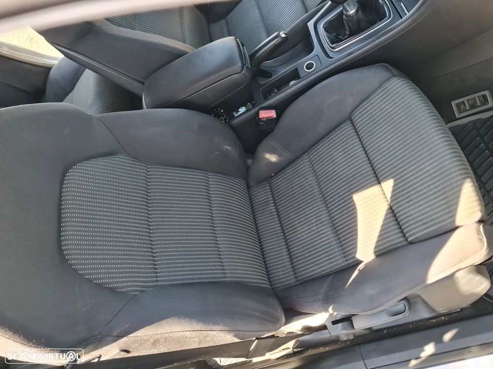 Audi A4 Avant 2.0 TDI Sport - 18
