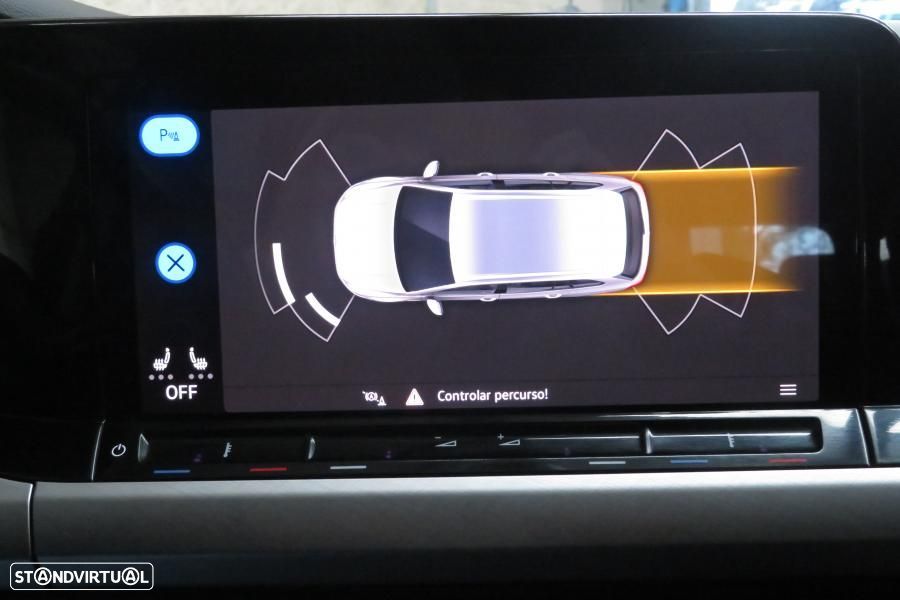 VW Golf Variant 2.0 TDi Life - 13