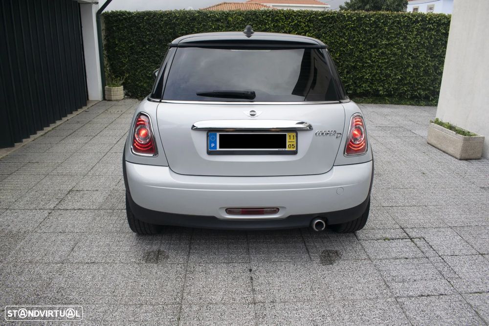 MINI 3 Portas Cooper D - 4