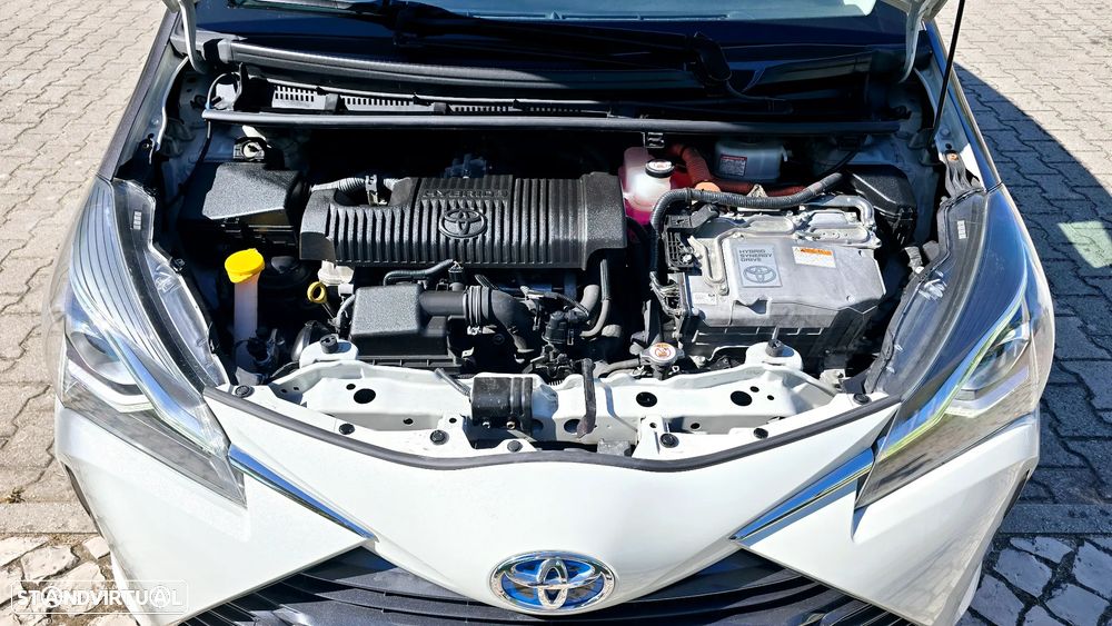 Toyota Yaris 1.5 HSD 20 Anos - 28