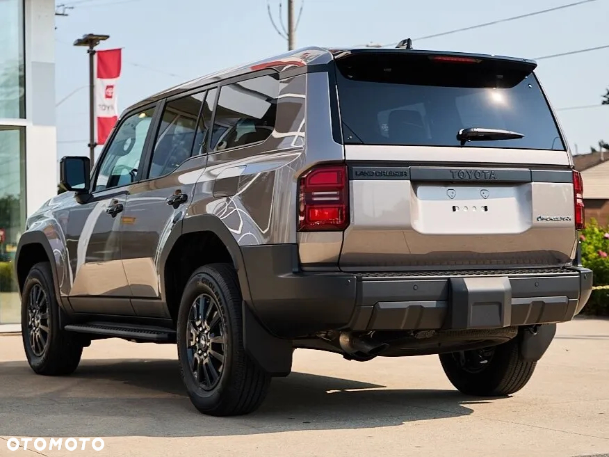 Toyota Land Cruiser - 5